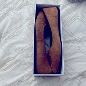 New tan colored flats